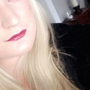 Meet your Posher, Virginia